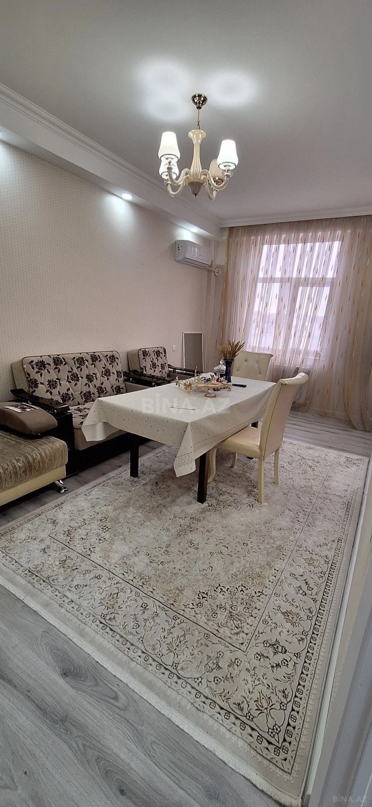 Kirayə verilir 2 otaqlı mənzil 65 m²