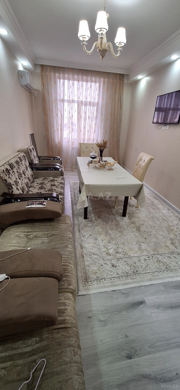 Kirayə verilir 2 otaqlı mənzil 65 m²