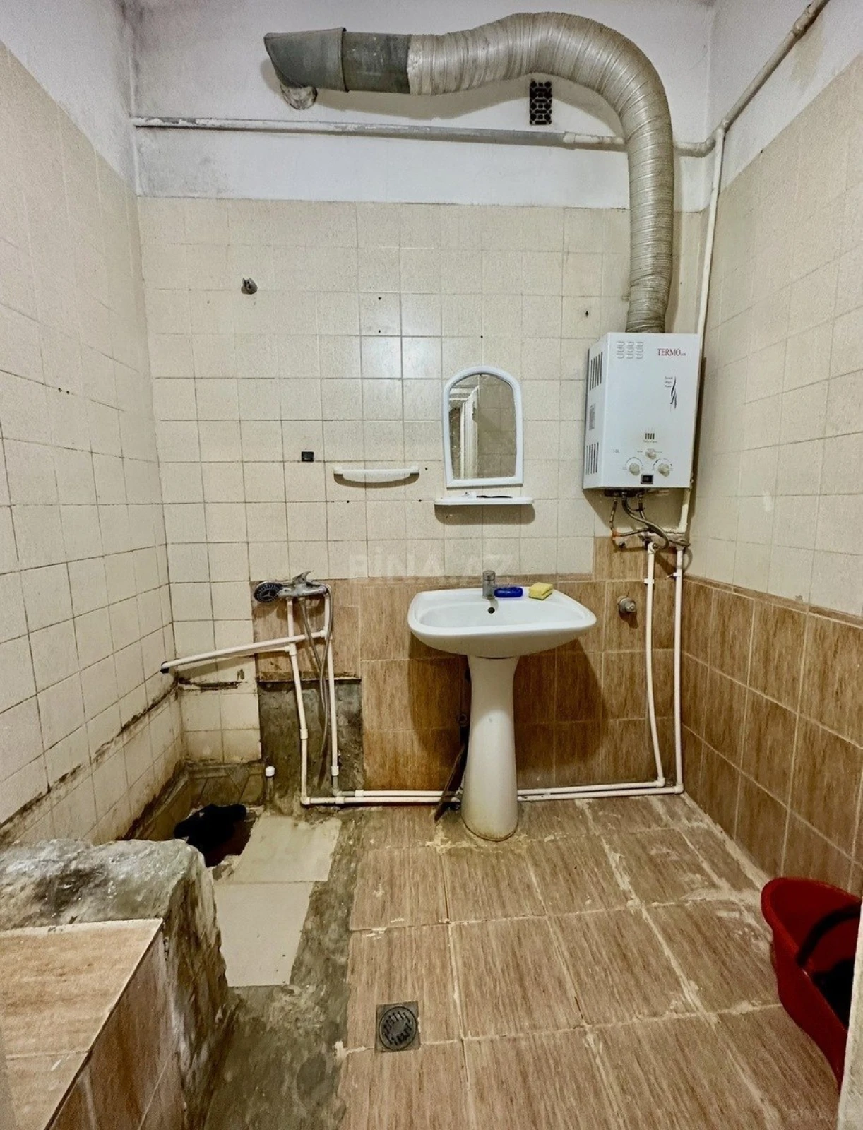 Kirayə verilir 2 otaqlı mənzil 60 m²