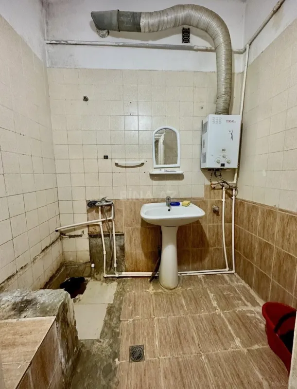 Kirayə verilir 2 otaqlı mənzil 60 m²