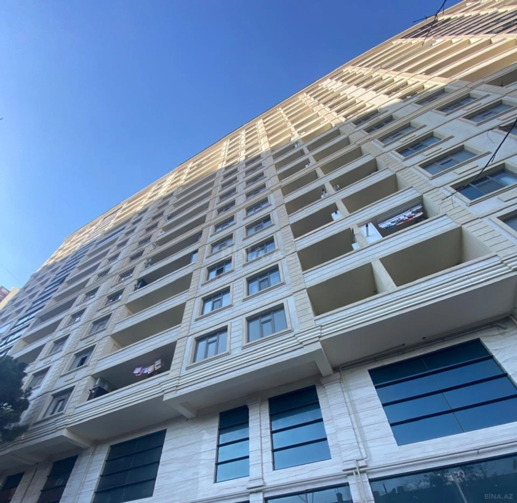 Satılır 2 otaqlı mənzil 94.5 m²