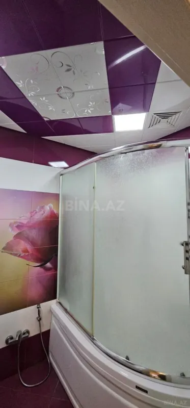 Kirayə verilir 3 otaqlı mənzil 136 m²