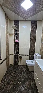 Kirayə verilir 3 otaqlı mənzil 136 m²