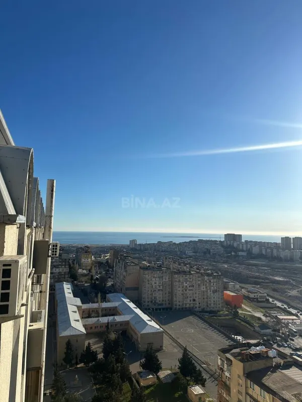 Satılır 3 otaqlı mənzil 105 m²