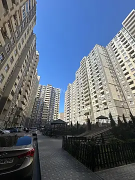 Satılır 3 otaqlı mənzil 105 m²