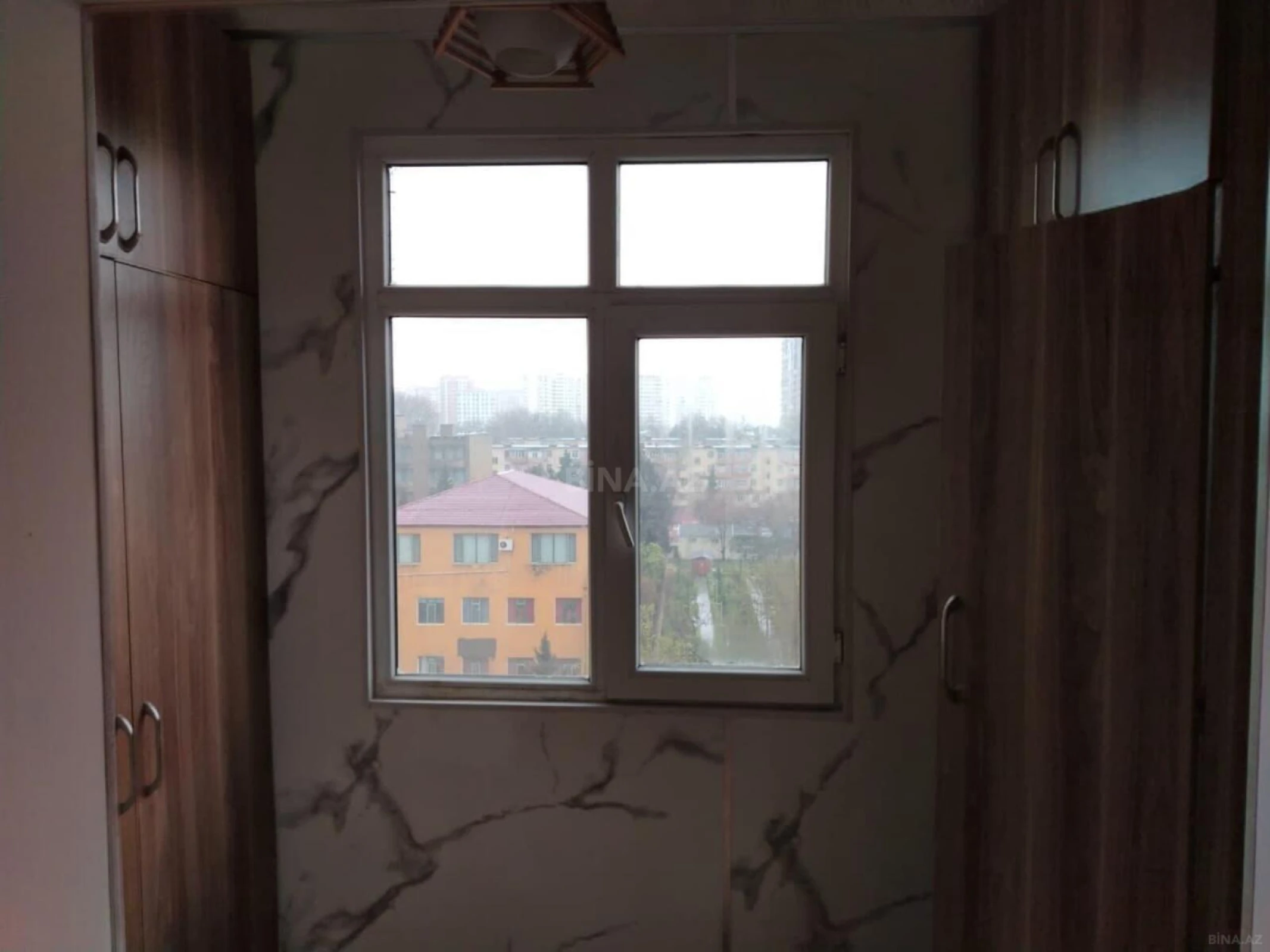 Kirayə verilir 2 otaqlı mənzil 60 m²