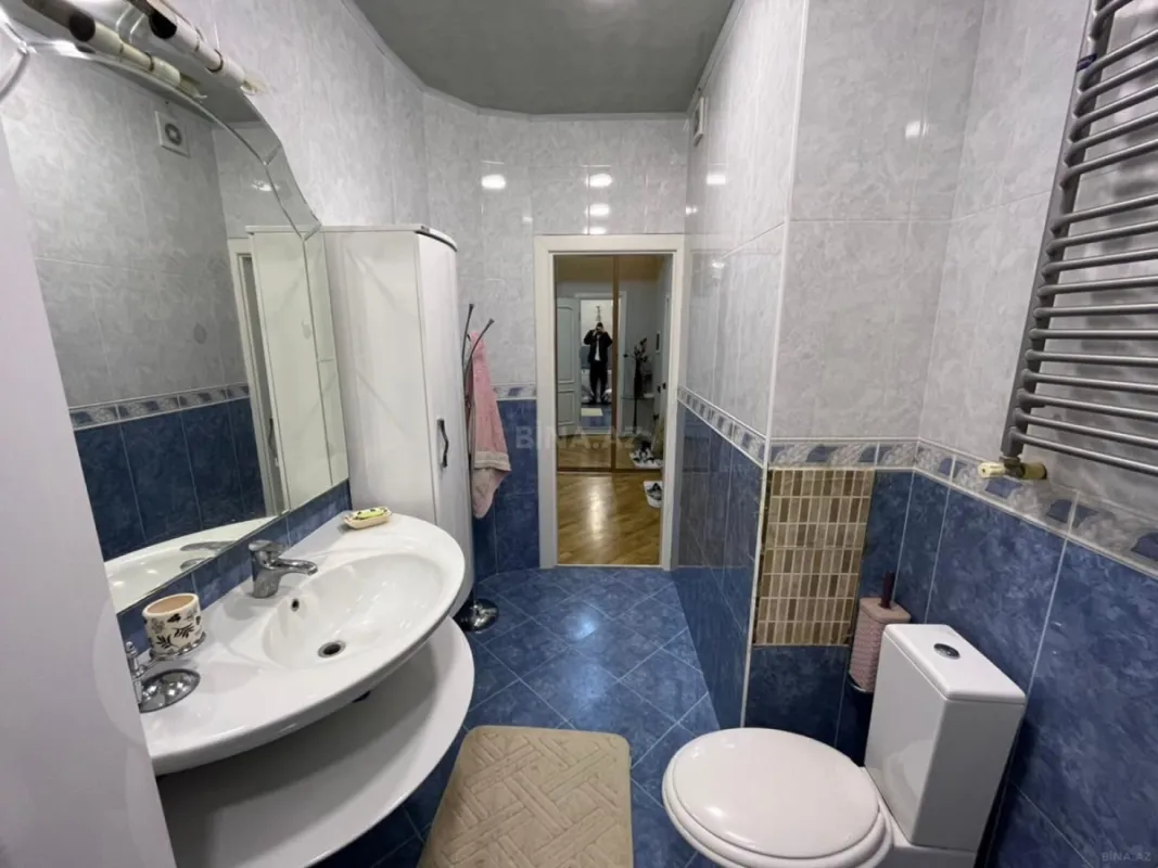 Kirayə verilir 3 otaqlı mənzil 140 m²