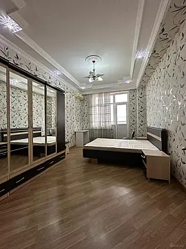 Satılır 3 otaqlı mənzil 120 m²