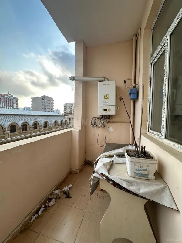 Satılır 3 otaqlı mənzil 120 m²