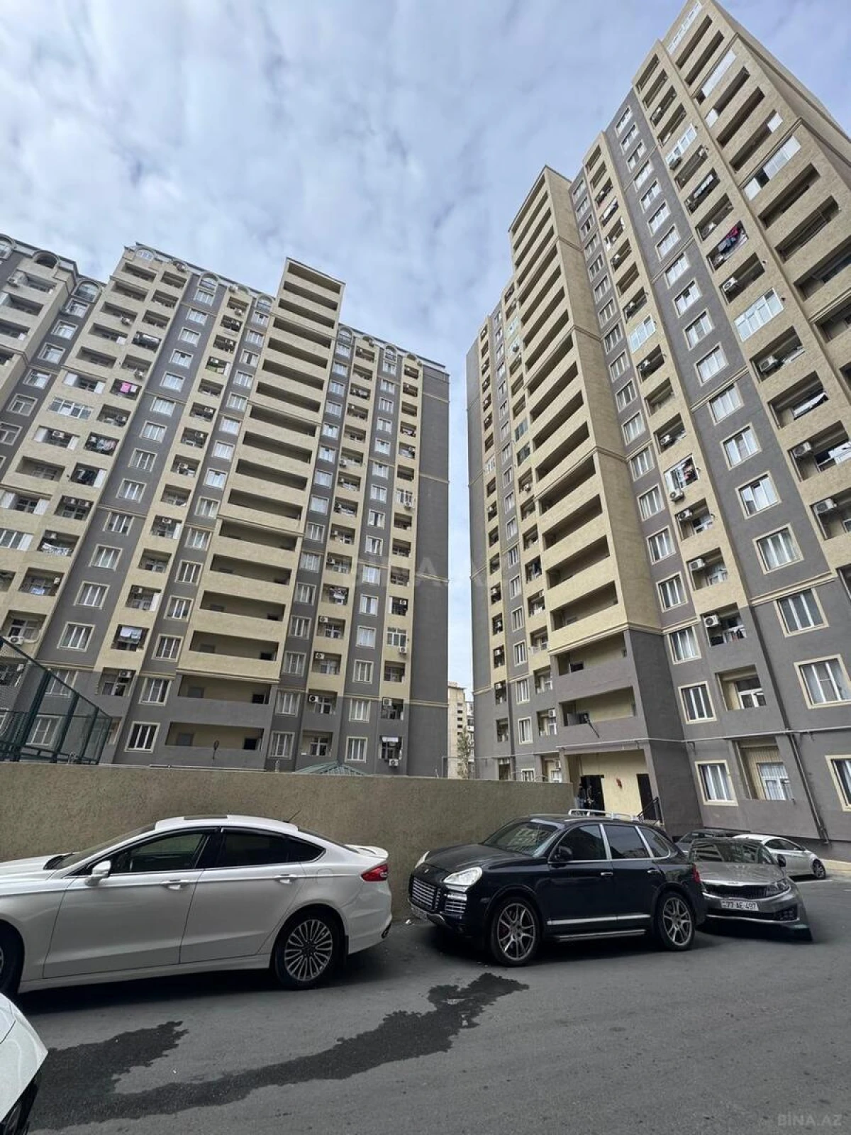 Satılır 3 otaqlı mənzil 70 m²