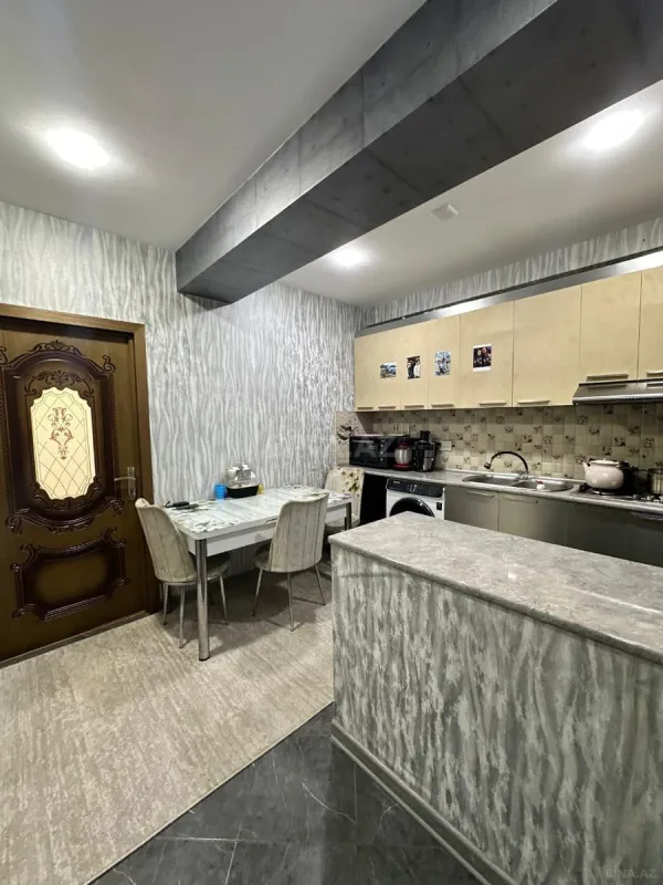 Satılır 2 otaqlı mənzil 115 m²