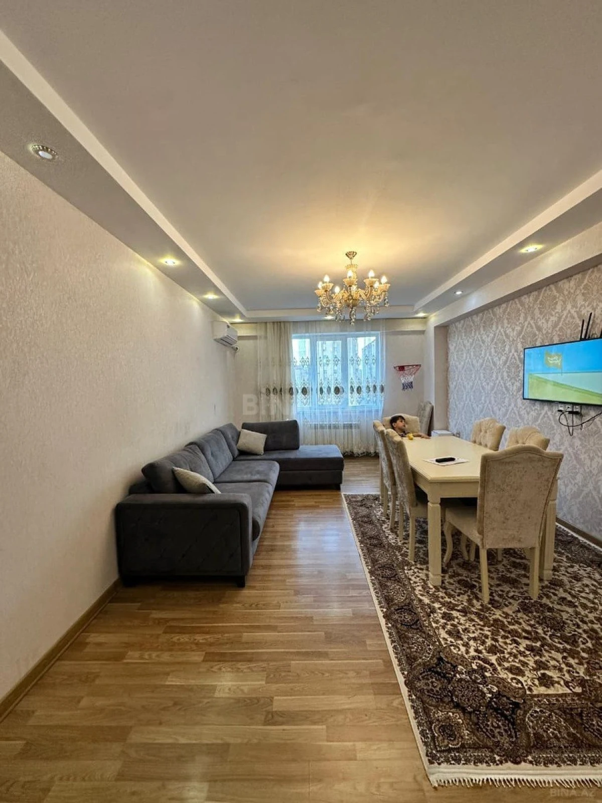 Satılır 2 otaqlı mənzil 115 m²