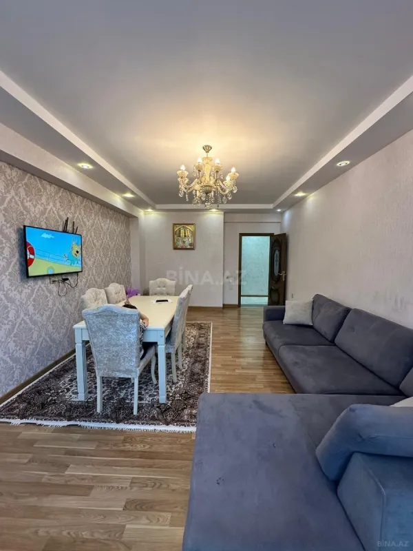 Satılır 2 otaqlı mənzil 115 m²