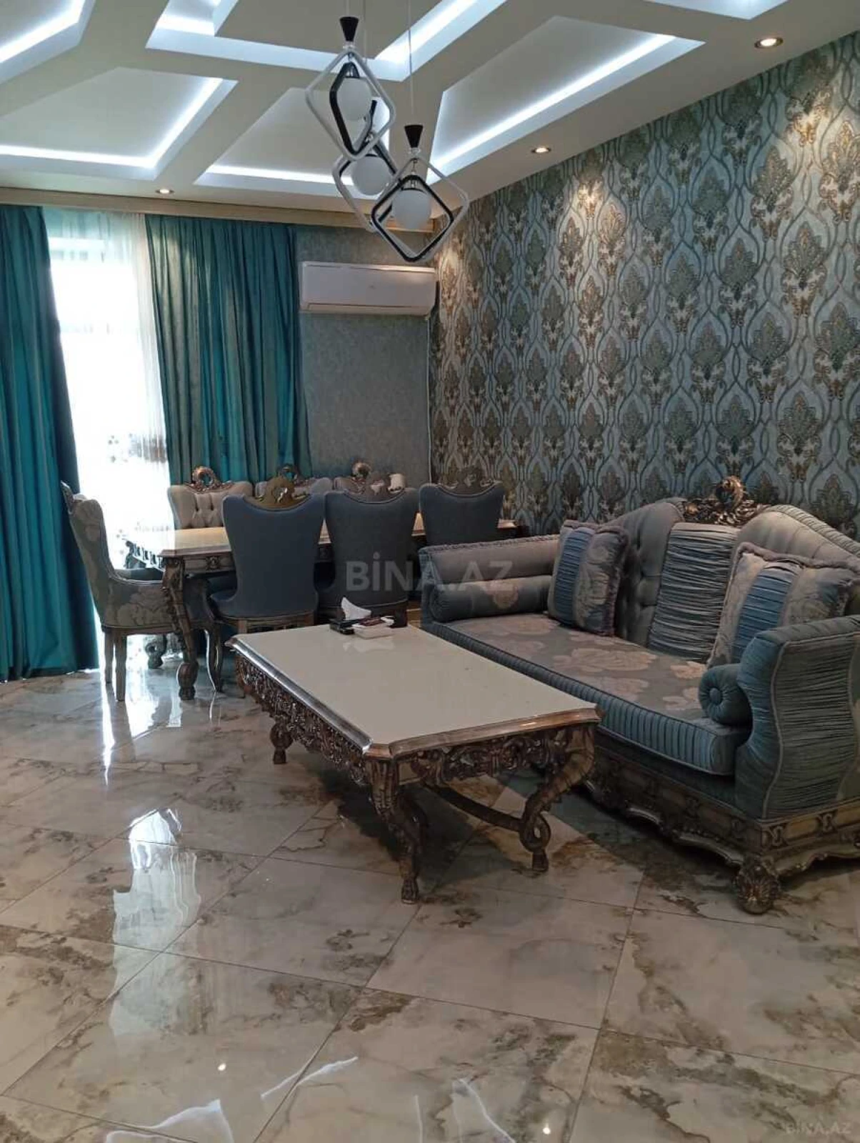 Kirayə verilir 3 otaqlı mənzil 148 m²