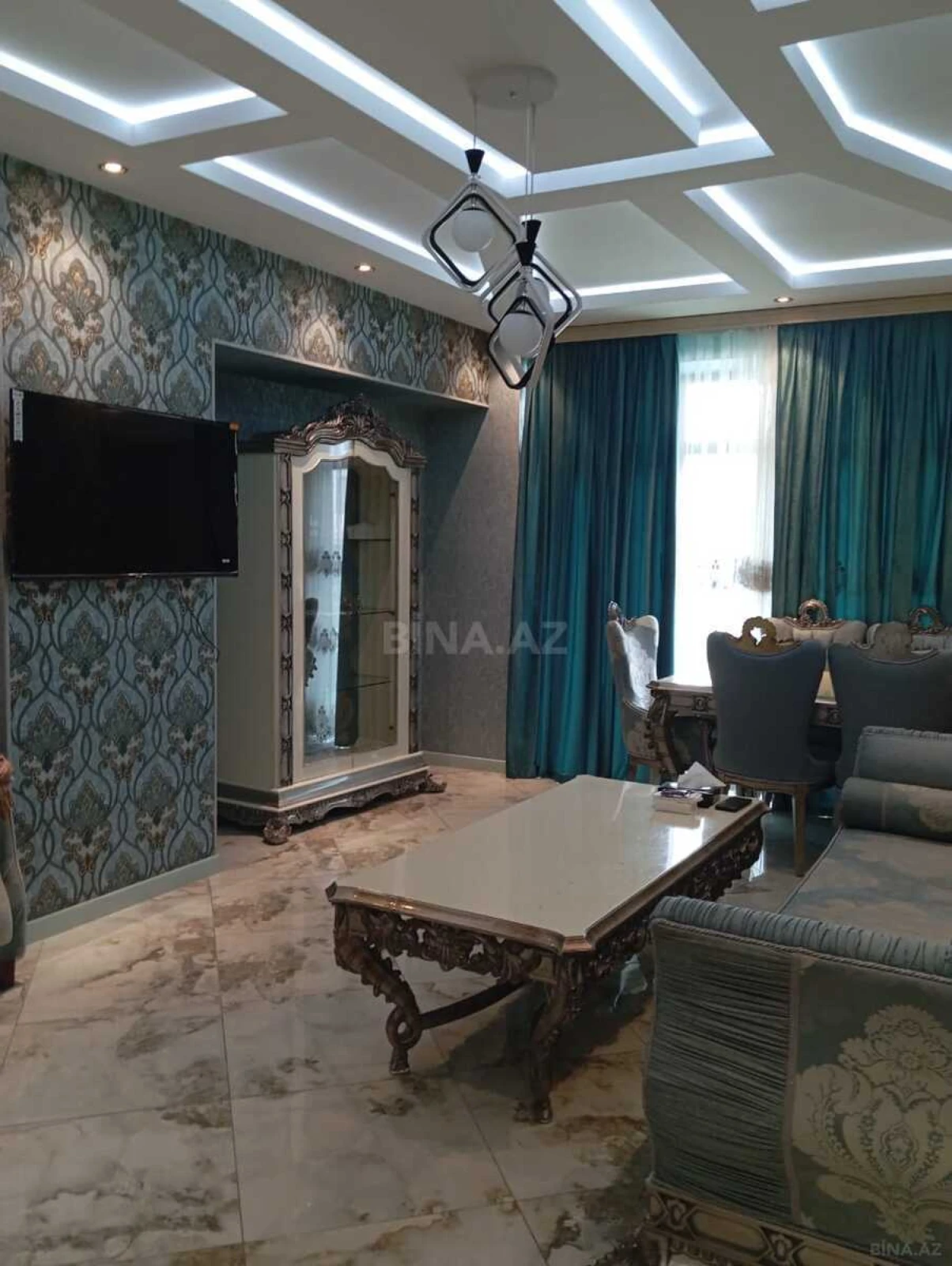 Kirayə verilir 3 otaqlı mənzil 148 m²