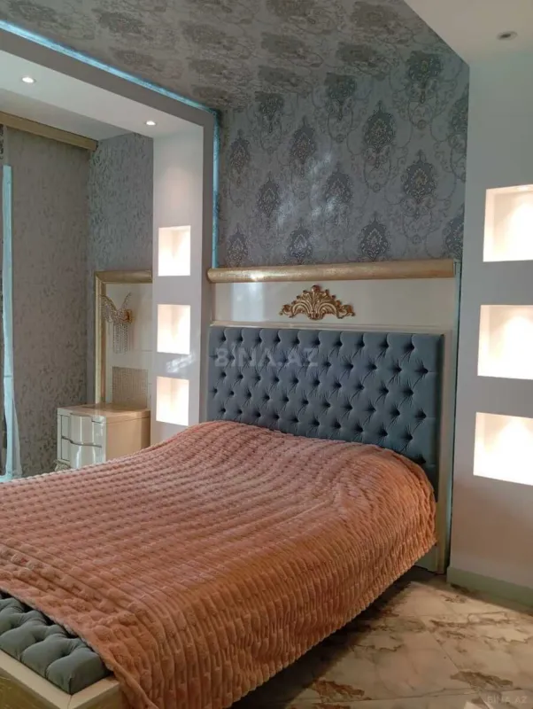 Kirayə verilir 3 otaqlı mənzil 148 m²