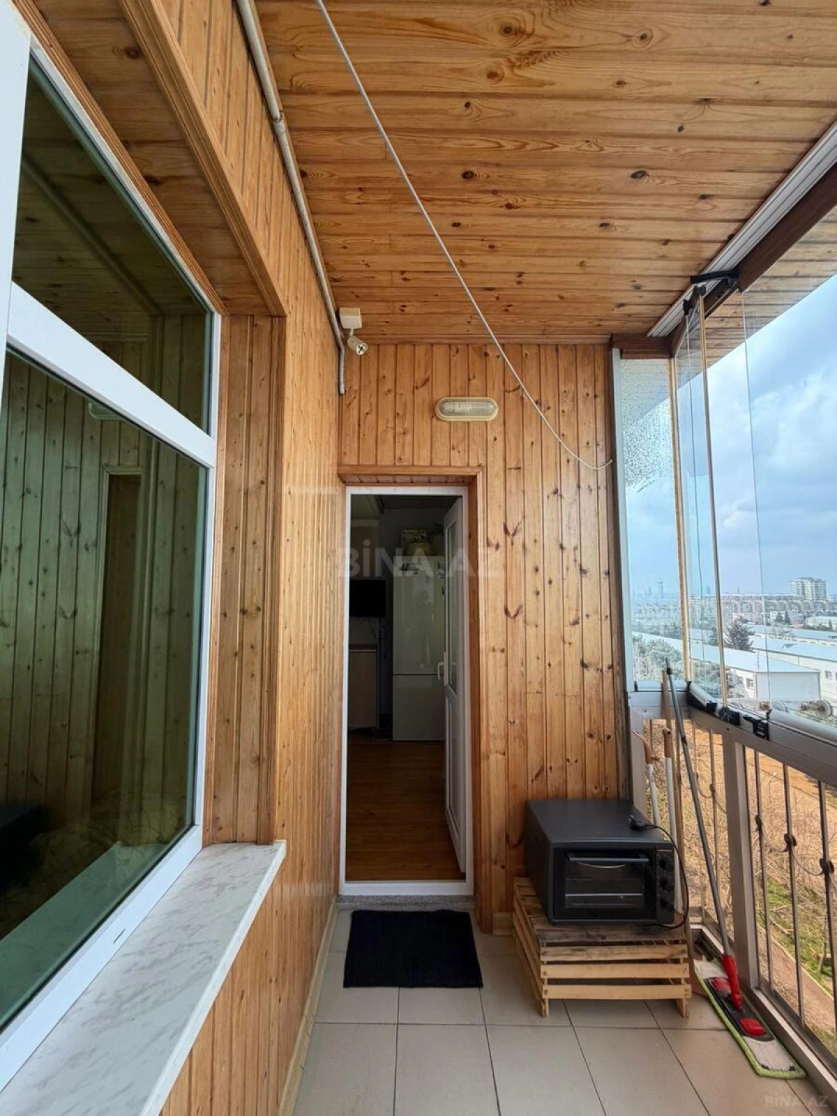 Satılır 4 otaqlı mənzil 100 m²