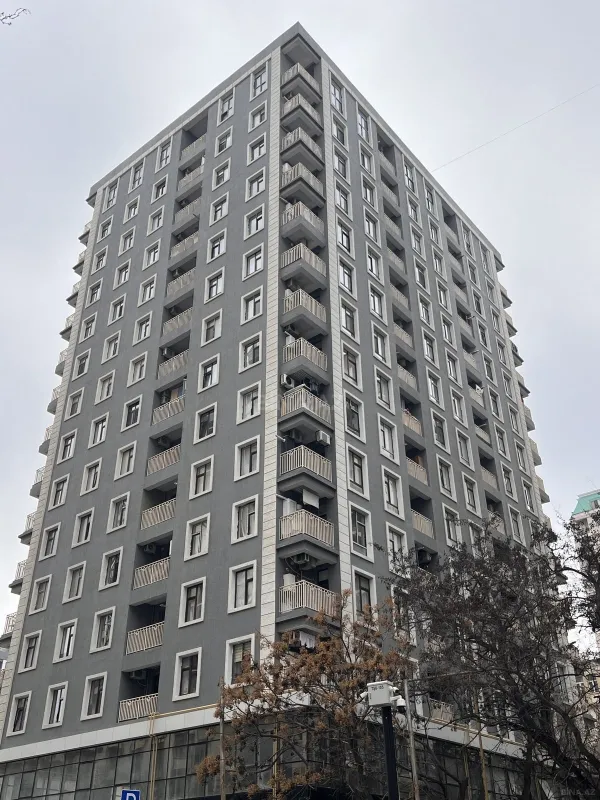 Satılır 2 otaqlı mənzil 57 m²