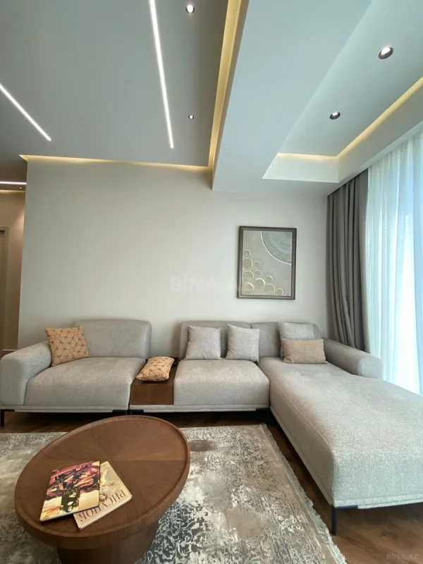 Kirayə verilir 3 otaqlı mənzil 105 m²