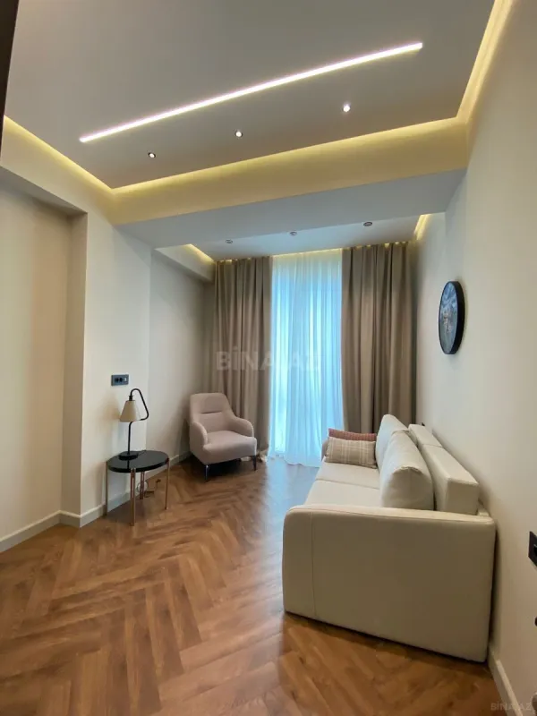 Kirayə verilir 3 otaqlı mənzil 105 m²