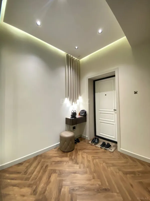 Kirayə verilir 3 otaqlı mənzil 105 m²