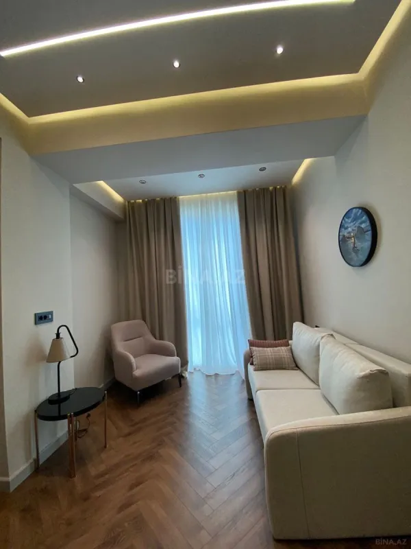 Kirayə verilir 3 otaqlı mənzil 105 m²