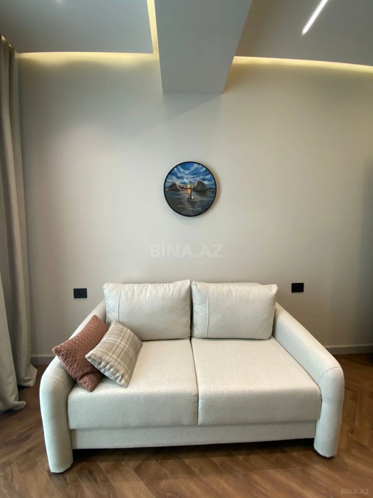 Kirayə verilir 3 otaqlı mənzil 105 m²