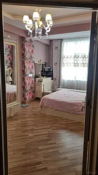 Satılır 3 otaqlı mənzil 126 m²