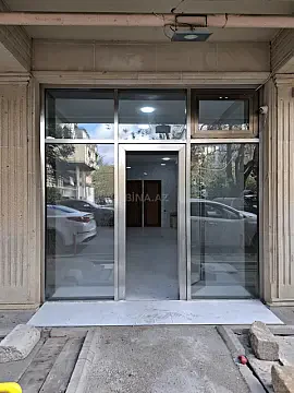 Satılır obyekt 40 m² — Bakı, Memar Əcəmi yanı 40.00 m²
