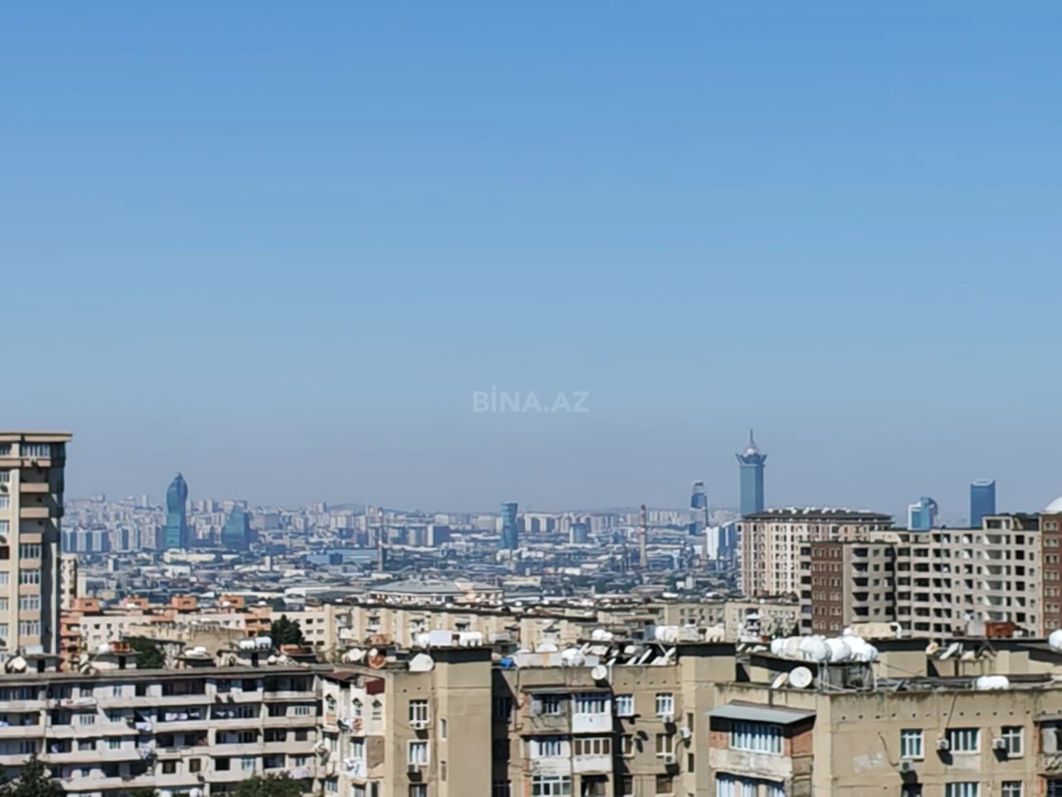 Satılır 3 otaqlı mənzil 108 m²