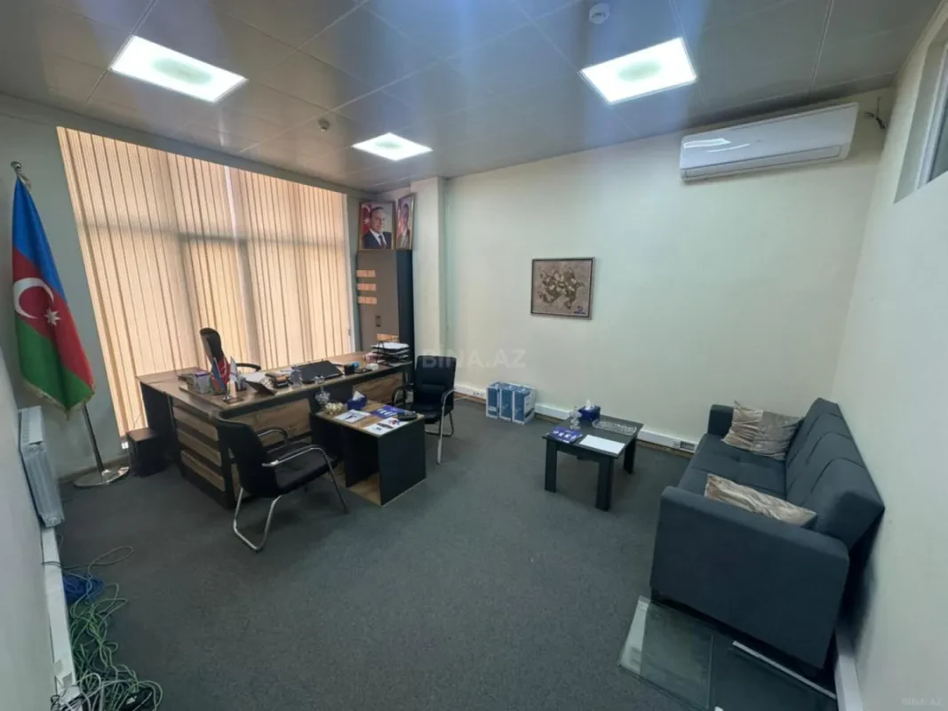 Kirayə verilir 2 otaqlı ofis 70 m²