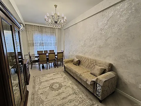 Kirayə verilir 2 otaqlı mənzil 95 m²