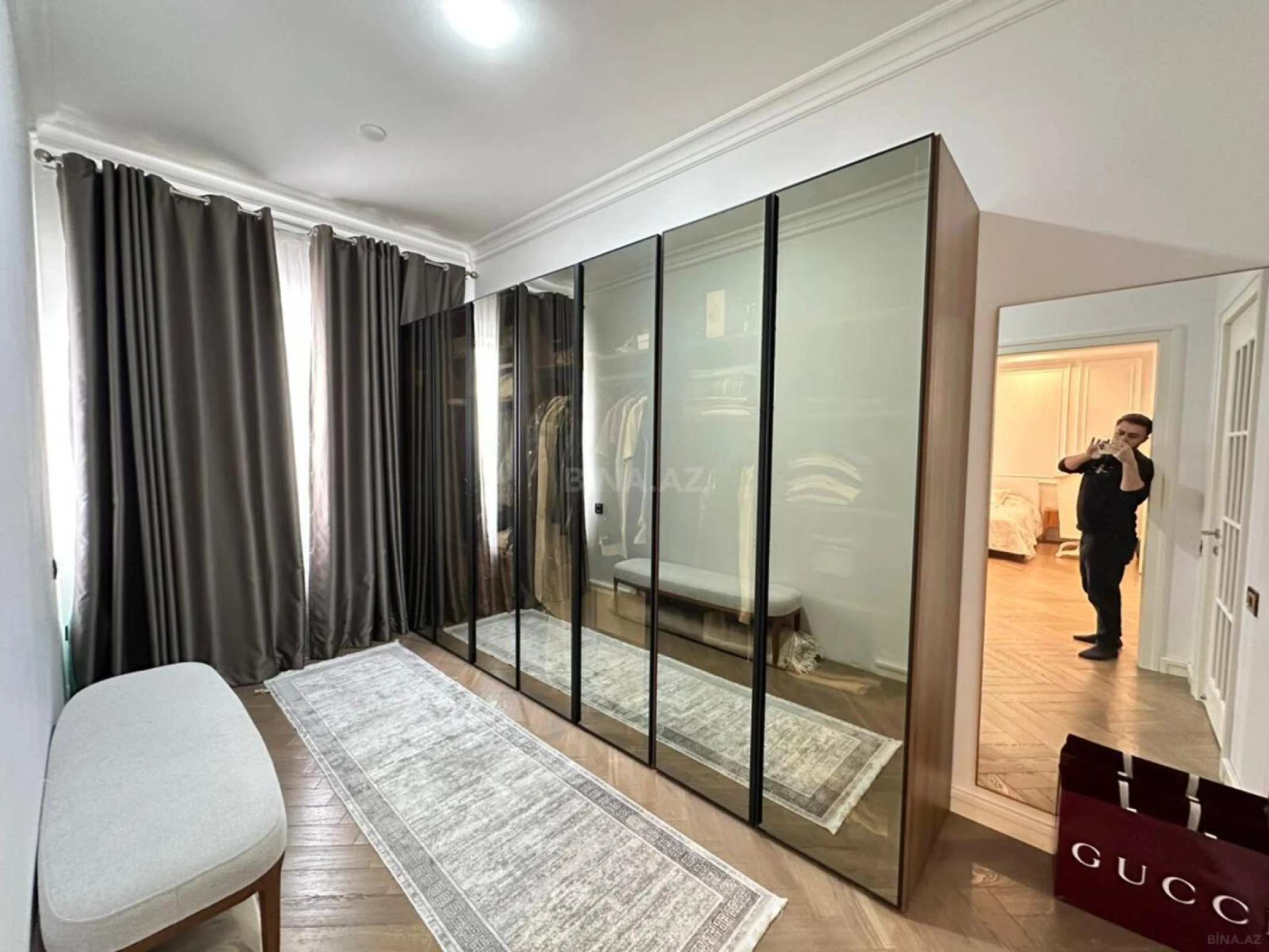 Kirayə verilir 3 otaqlı mənzil 200 m²