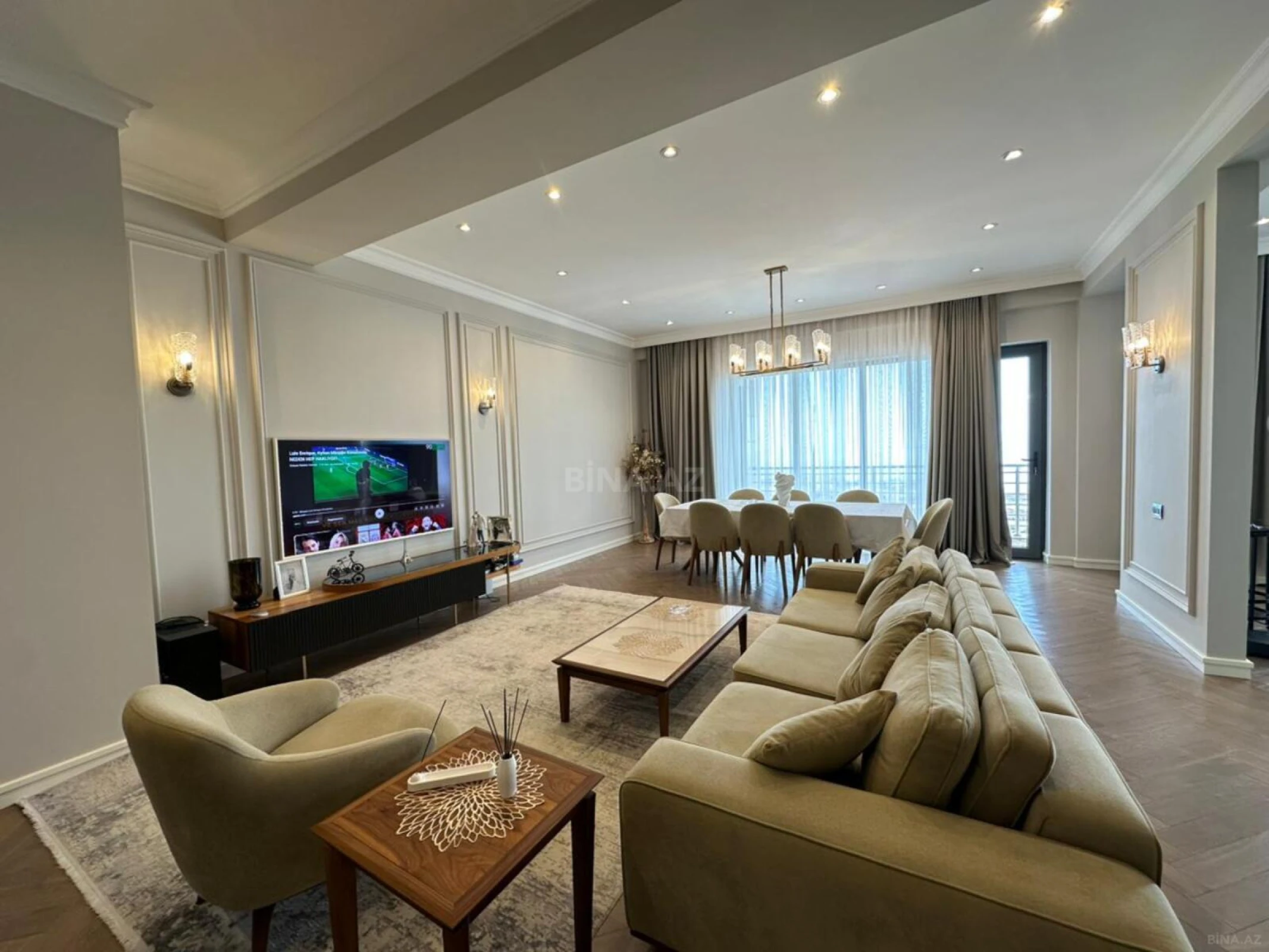 Kirayə verilir 3 otaqlı mənzil 200 m²