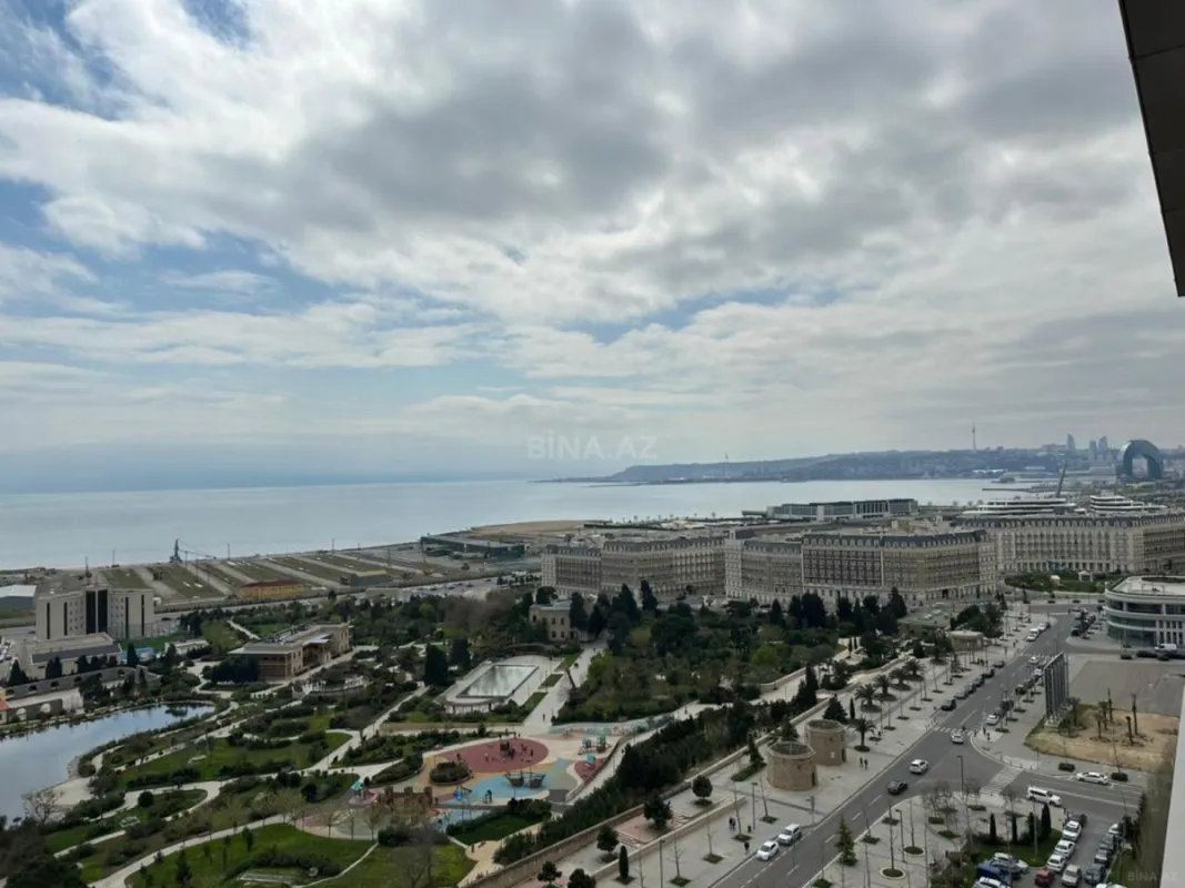 Kirayə verilir 3 otaqlı mənzil 200 m²