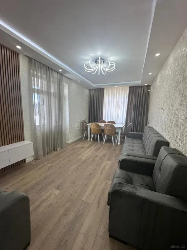 Satılır 2 otaqlı mənzil 65 m²