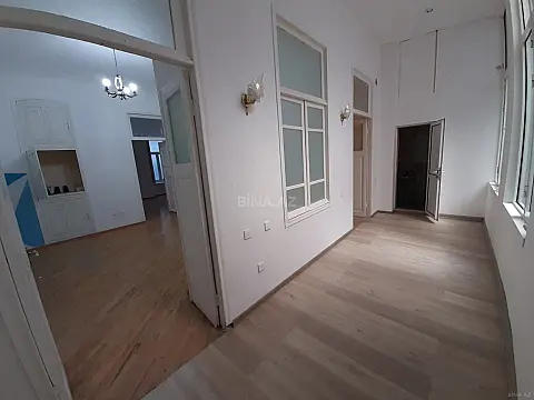 Kirayə verilir 3 otaqlı ofis 90 m²