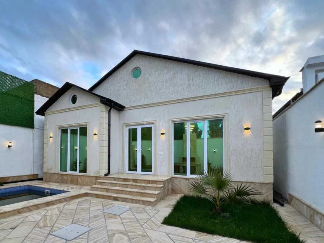 Satılır 4 otaqlı həyət evi 140 m²