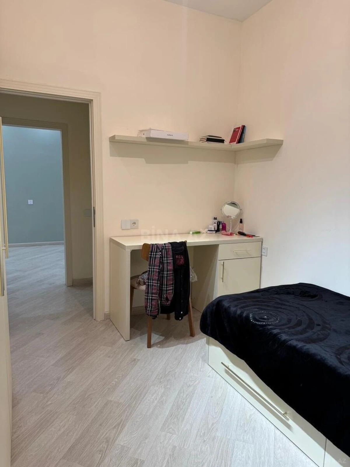 Satılır 3 otaqlı mənzil 90 m²