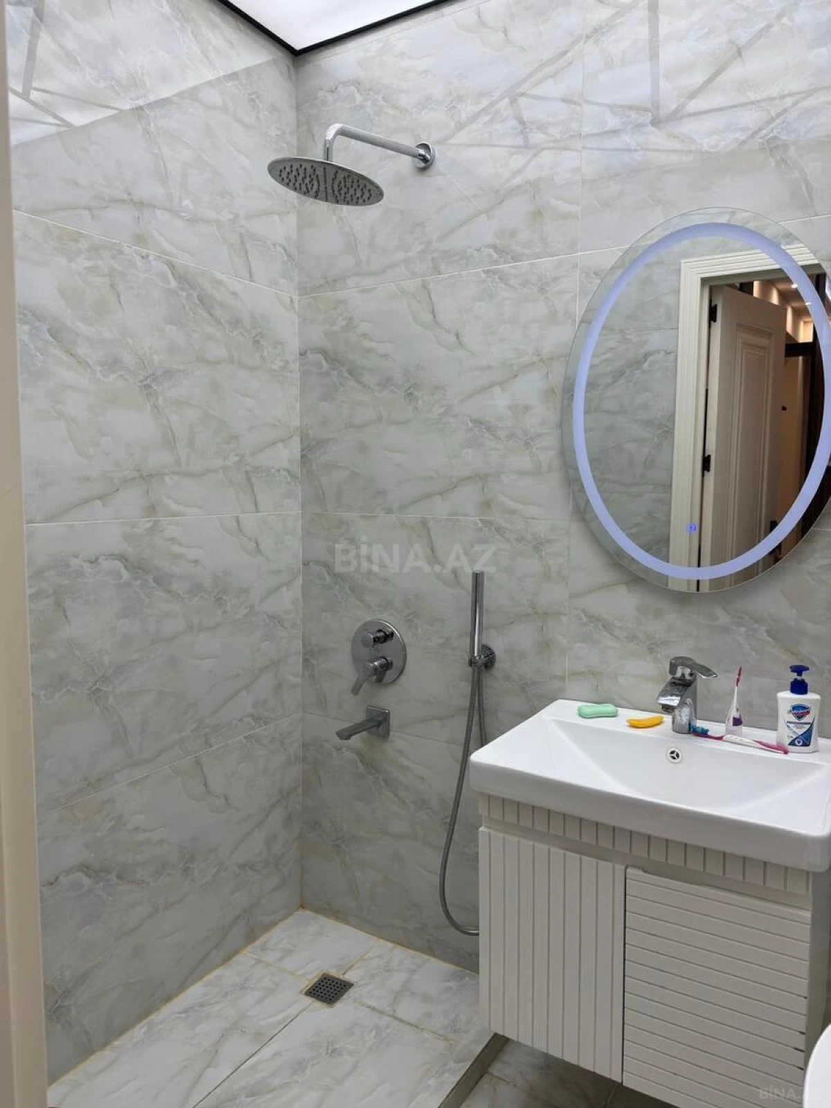 Satılır 3 otaqlı mənzil 90 m²