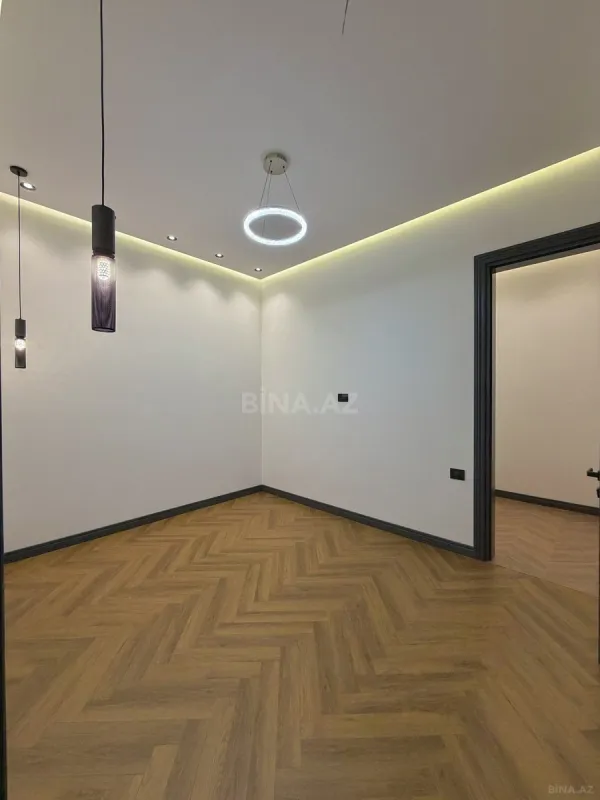 Satılır 5 otaqlı həyət evi 250 m²