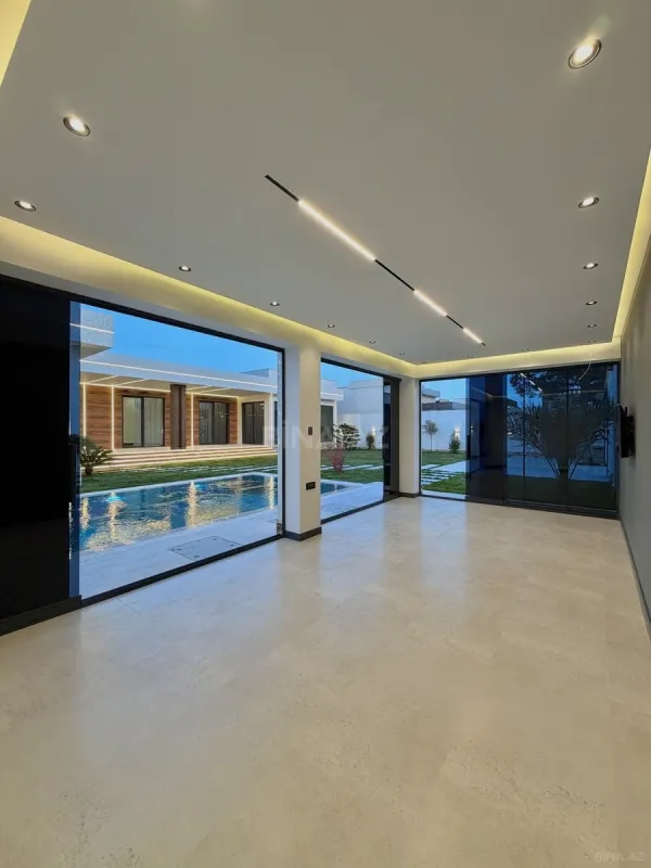 Satılır 5 otaqlı həyət evi 250 m²