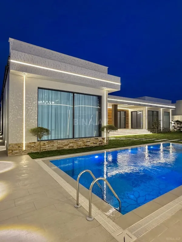 Satılır 5 otaqlı həyət evi 250 m²