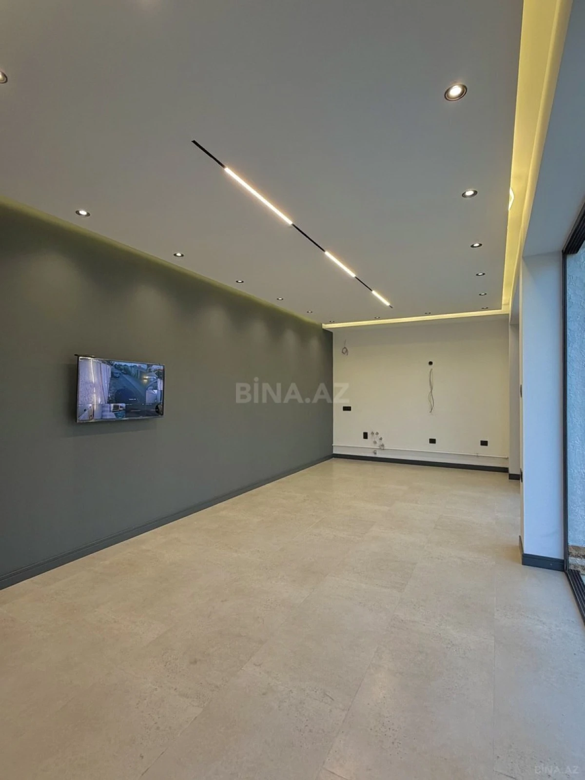 Satılır 5 otaqlı həyət evi 250 m²