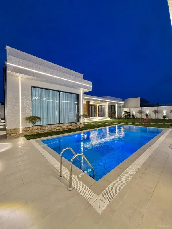 Satılır 5 otaqlı həyət evi 250 m²