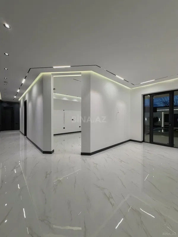 Satılır 5 otaqlı həyət evi 250 m²