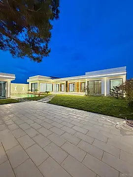 Satılır 5 otaqlı həyət evi 250 m² — Bakı, Mərdəkan 5 otaq 250.00 m²