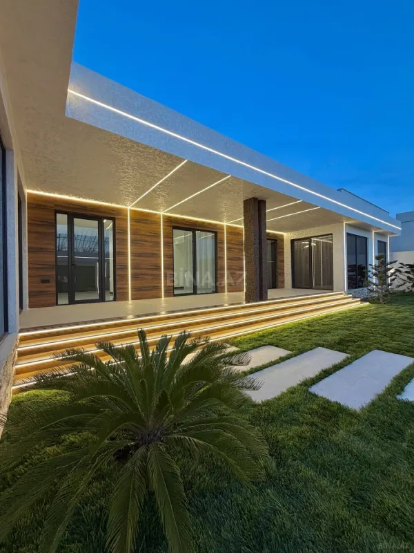 Satılır 5 otaqlı həyət evi 250 m²