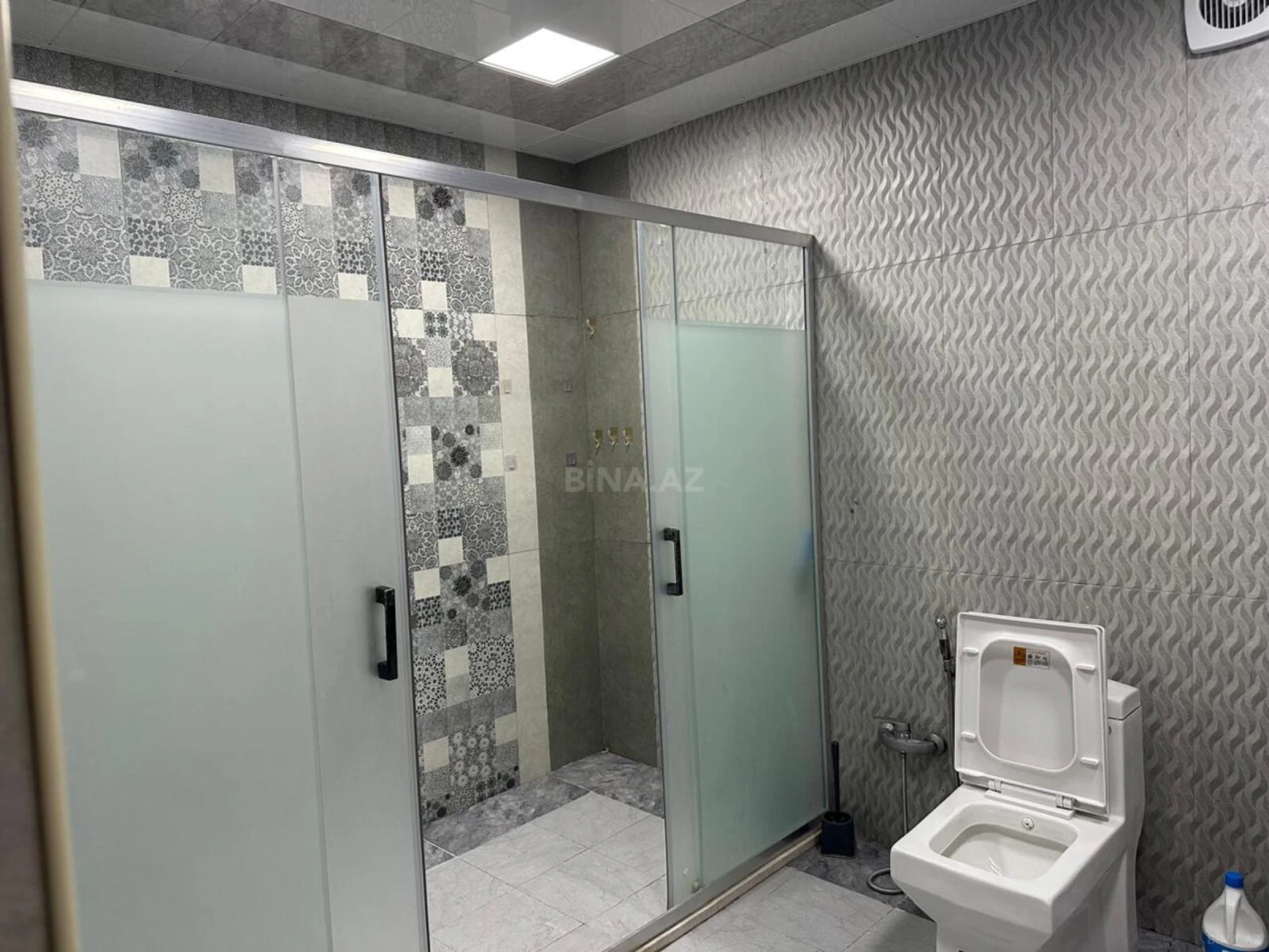 Kirayə verilir 3 otaqlı həyət evi 130 m²