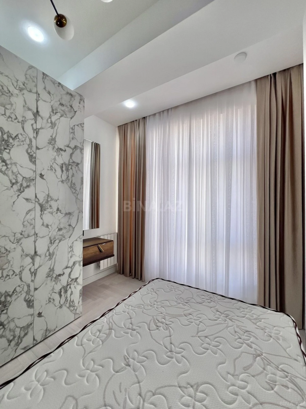 Satılır 3 otaqlı mənzil 117 m²